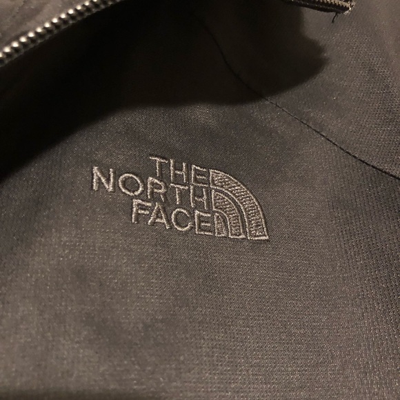 North Face Rain Jacket - Picture 4 of 6